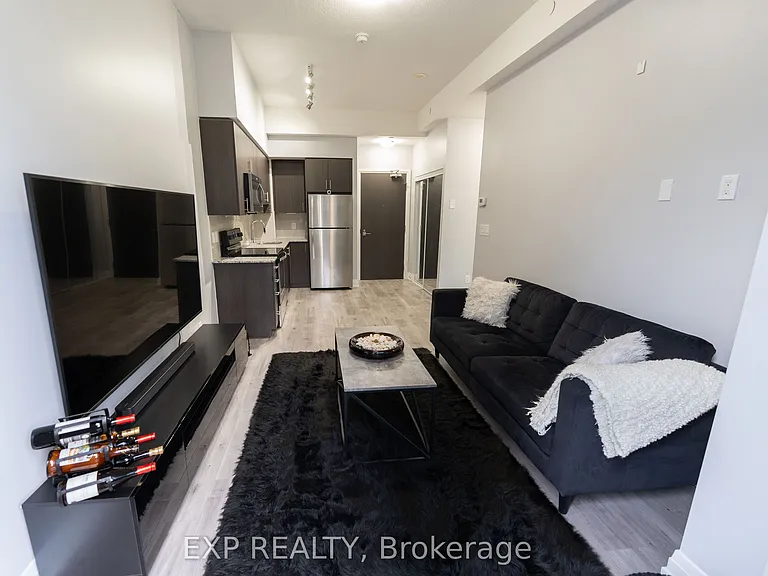 3700 Highway 7 Rd #302 — Photo 4