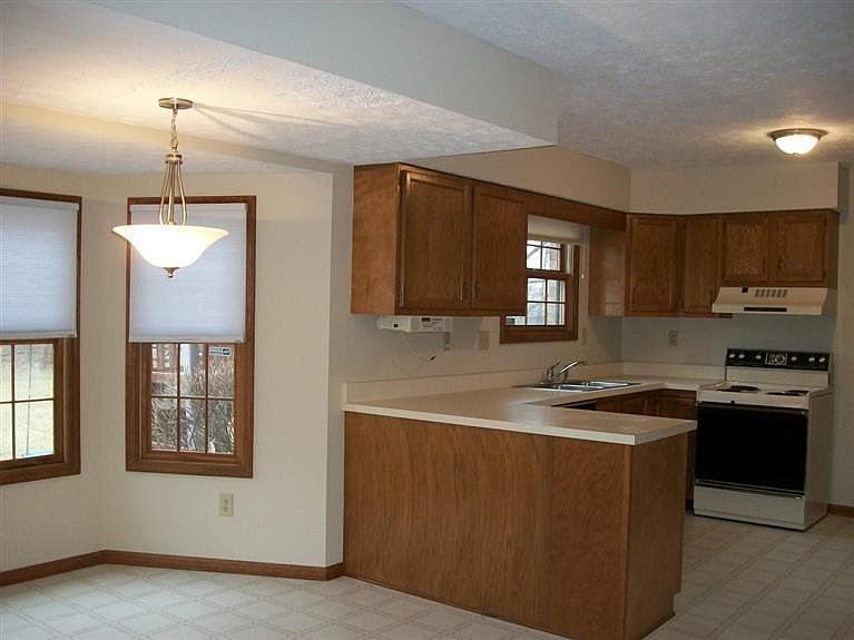 1st image of 326 Palm Springs Dr