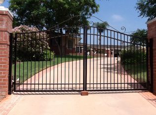 711 Rodeo Rd, Fullerton, CA 92835