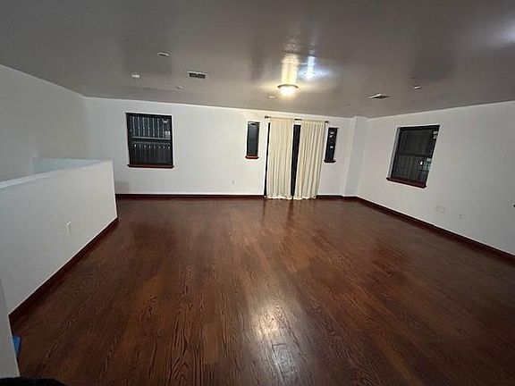 5th image of 3229 112th St Fl 2