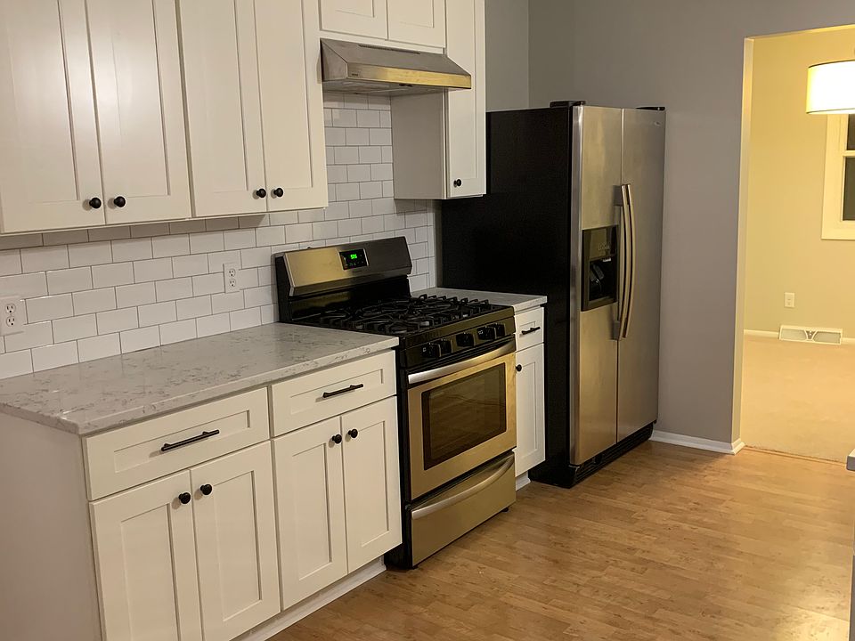 2nd image of 4605 Wessex Dr