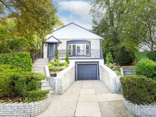 85-49 Avon Street image 2 of 24