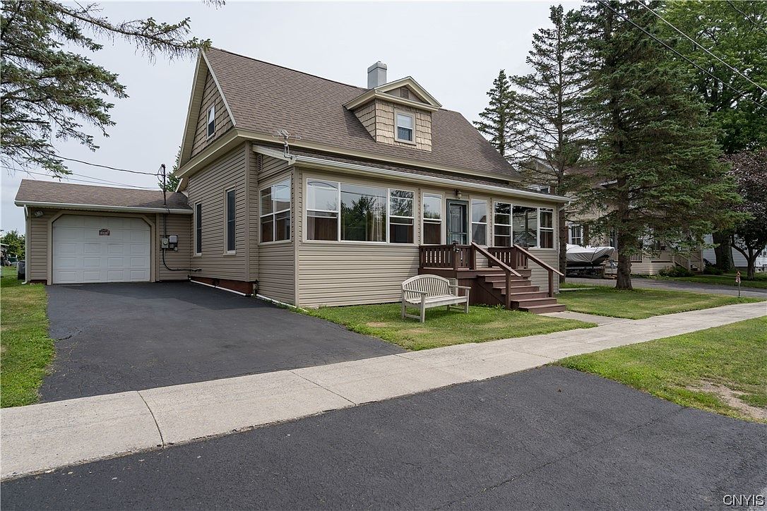 207 Saint Lawrence Ave E, Brownville, NY 13615 MLS S1486704 Zillow