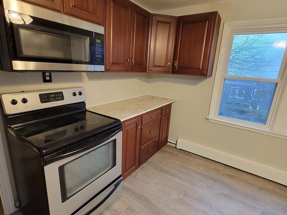 1st image of 80 Hartwell Rd Floor 2