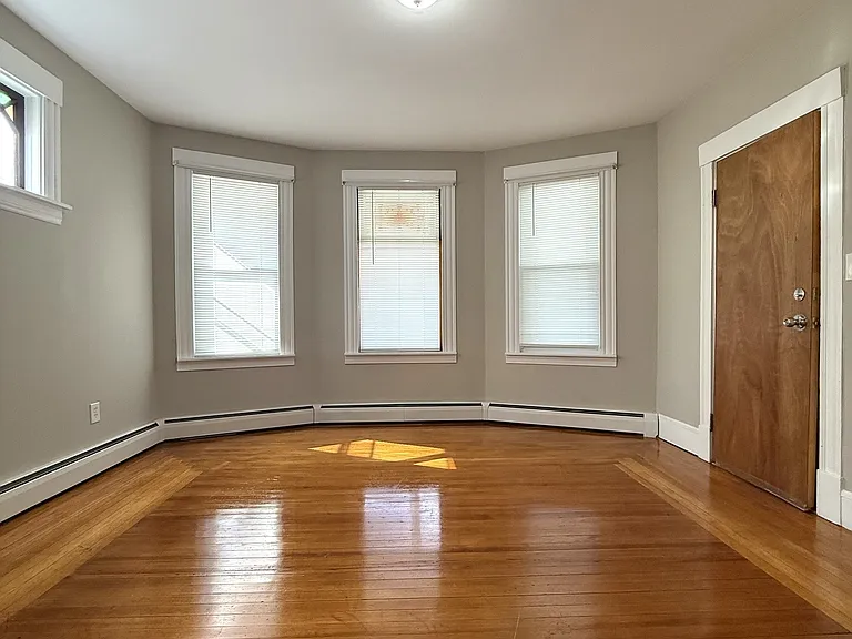 145 Smith St #1 — Photo 2