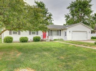 307 W Linden St, Tolono, IL 61880