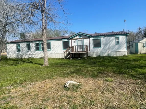 160 Ranger Dr, Sandia, TX 78383