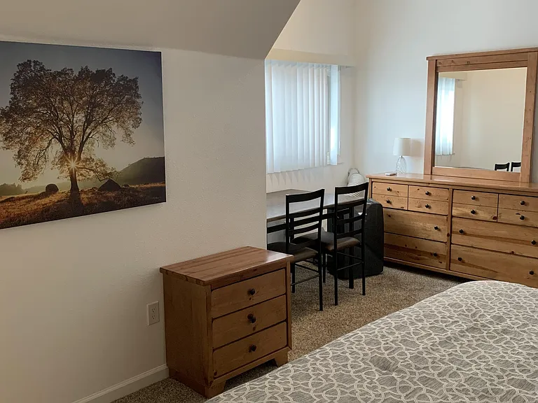 502 Grand Ave #1-B — Photo 4