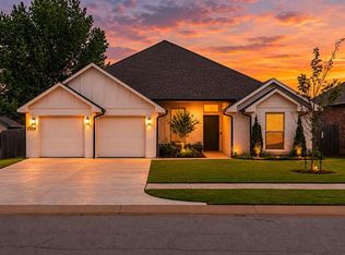 2309 Alameda Park Dr, Norman, OK 73071