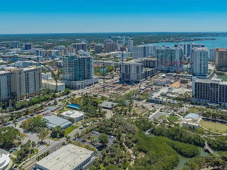 750 N Tamiami Trl #304 — Photo 41