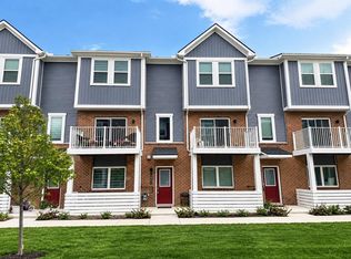 4861 Lismore Ln, Troy, MI 48085