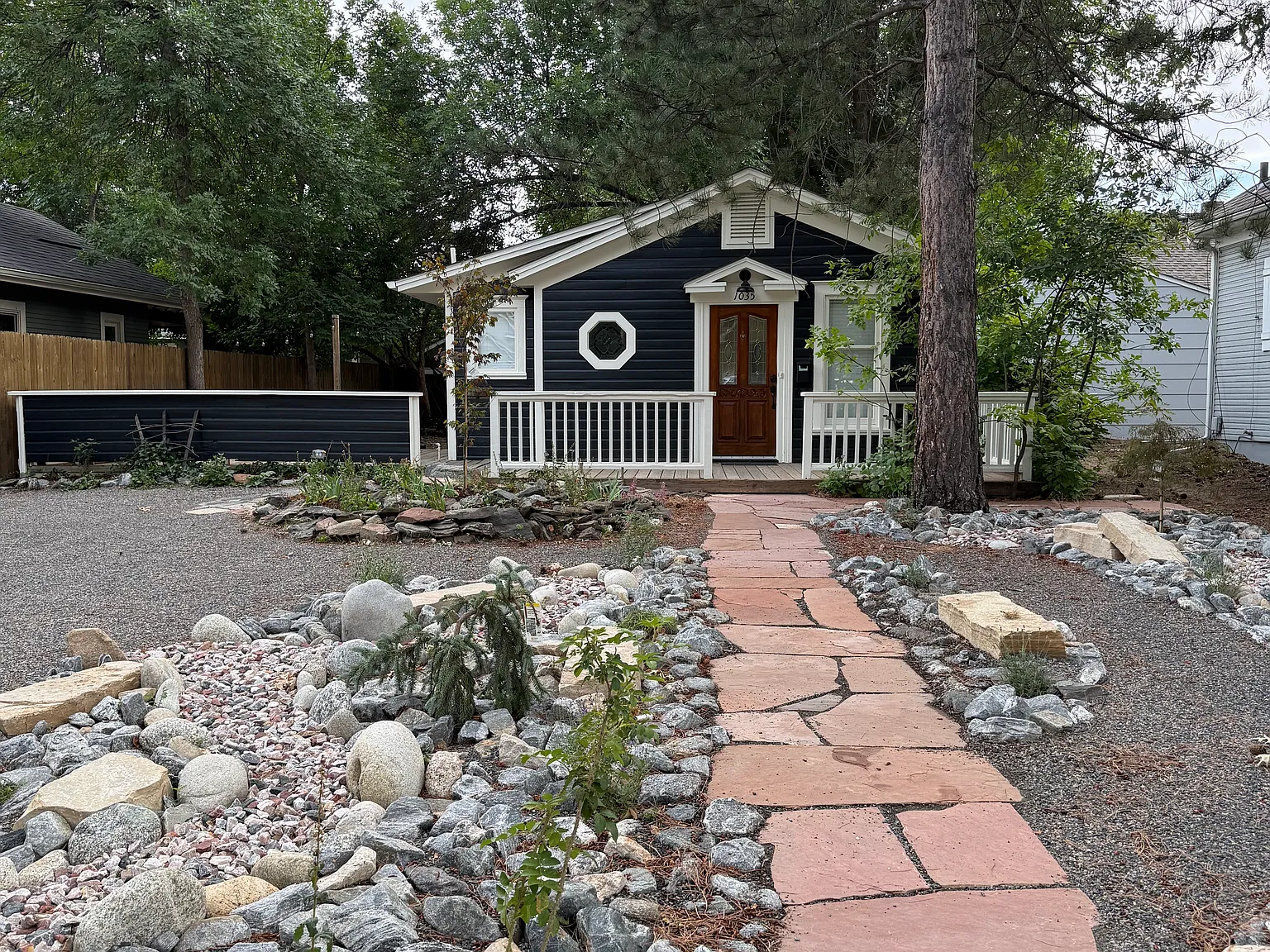 2 bed, 1.5 bath, 754 sqft, $3,000 — Photo 1