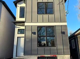 727 Scotland Ave #1A, Winnipeg, MB R3M1W7