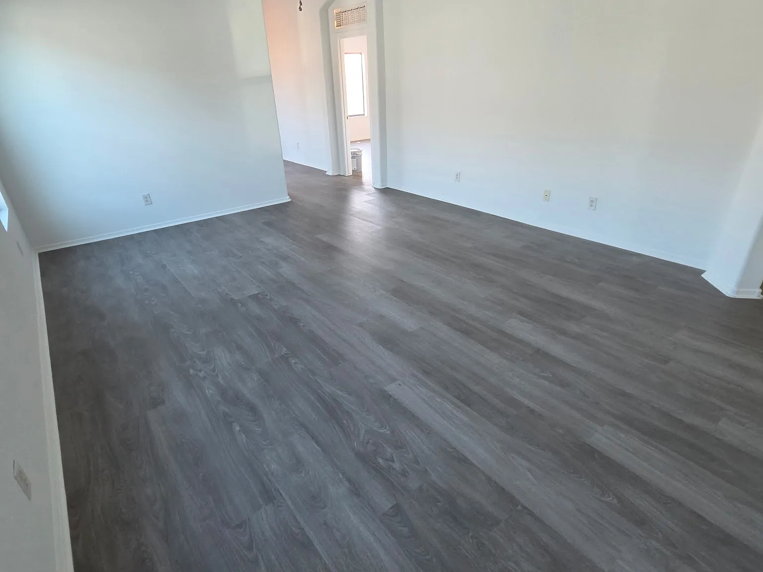 3 bed, 1280 sqft, $1,800 — Photo 4