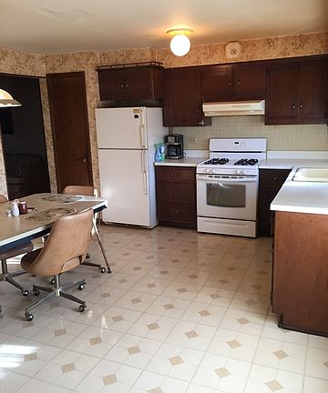 5th image of 5516 W Windsor Ave APT 2N