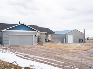 8113 Stagecoach Rd, Cheyenne, WY 82009