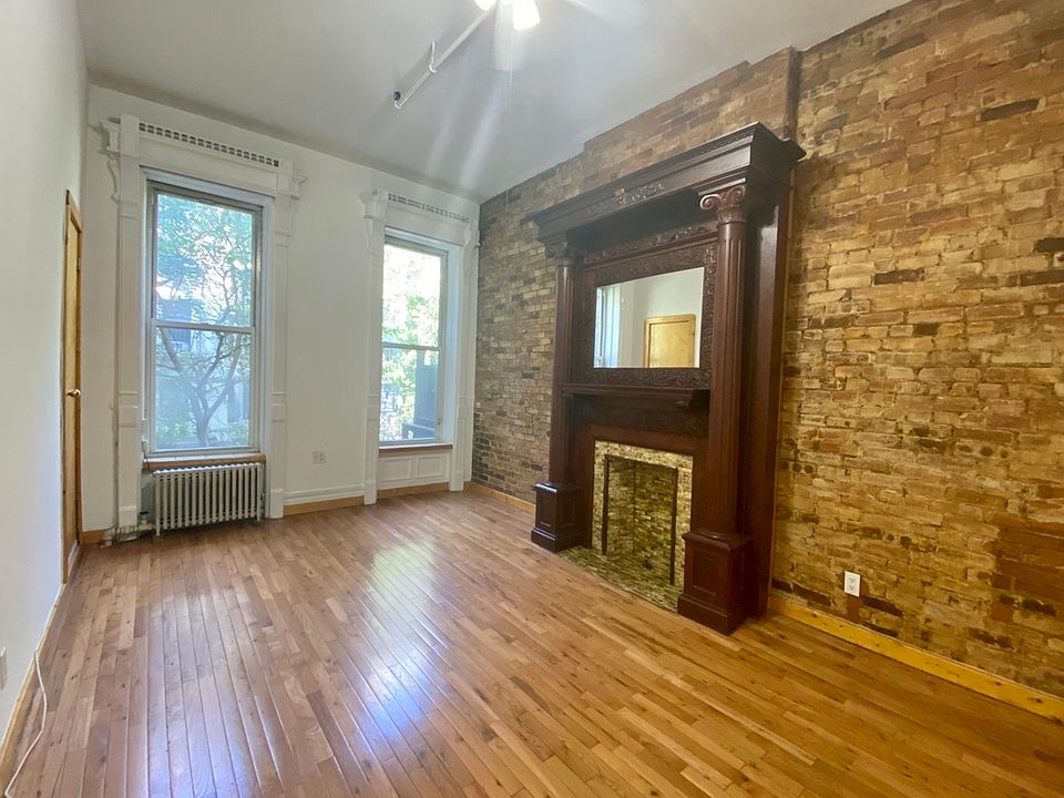 1st image of 133 W 132nd St APT 2R