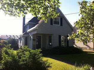 905 Cass St, Traverse City, MI 49684