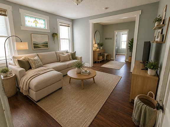 3rd image of 170 Mapes Ave APT 1
