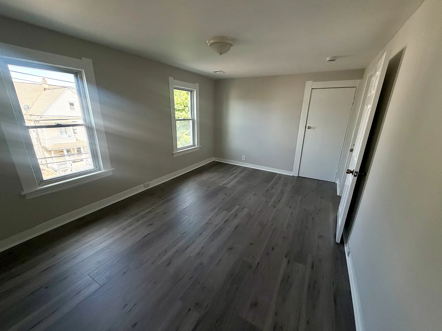 4 bed, 1200 sqft, $2,800 — Photo 3