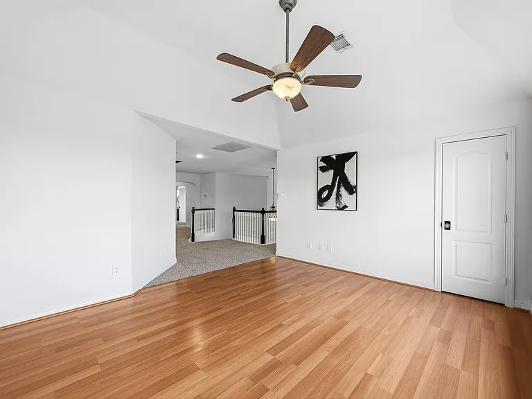 7211 Savannah Glen Ln W — Photo 31