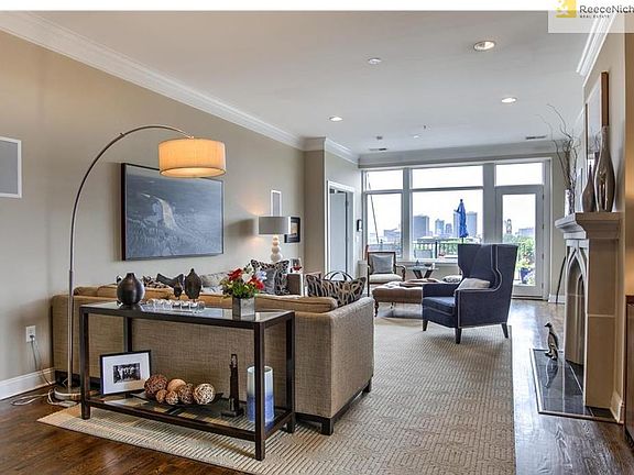 4th image of 2929 McGee Trfy APT 404