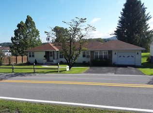 213 Chenoweth Creek Rd, Elkins, WV 26241