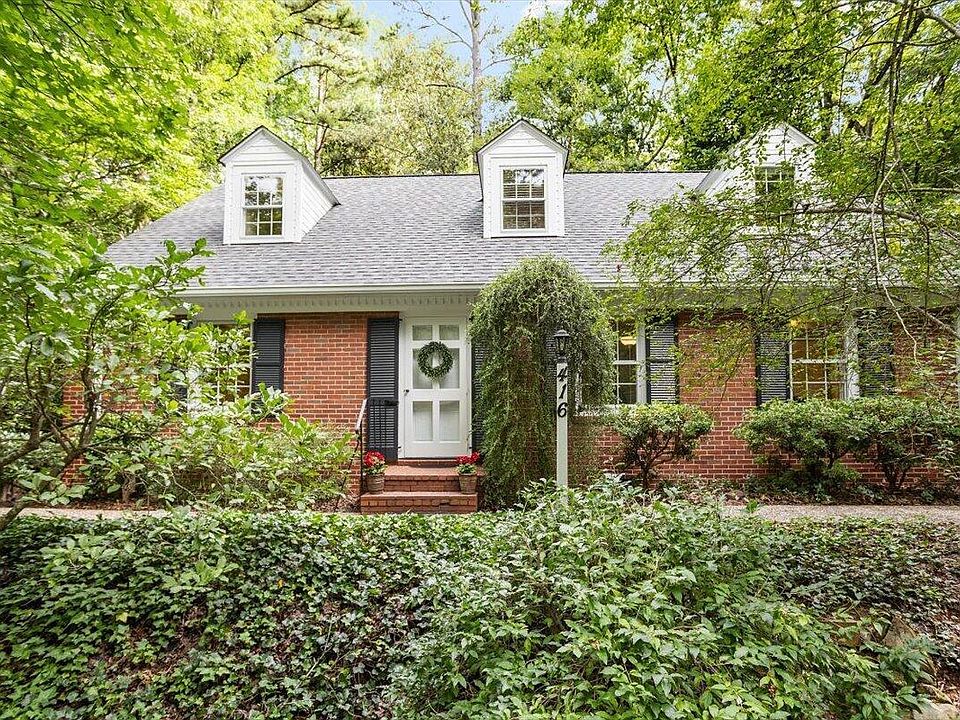 1st image of 416 Brookside Dr