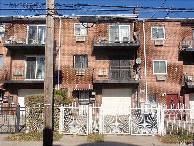 1st image of 1021 E 226th St