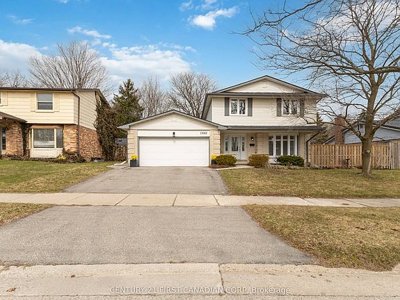 2nd image of 1080 Viscount Rd