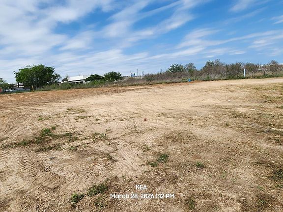 5th image of 6603B Langham Dr