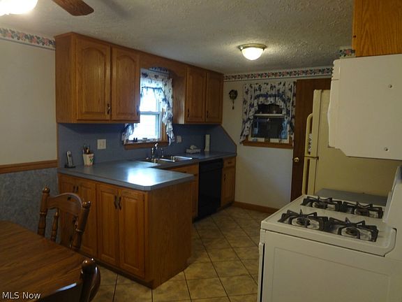5th image of 356 Glendola Ave NW