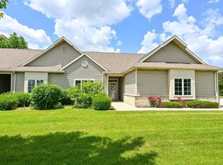 5371 S Butterfield Way, Milwaukee, WI 53221