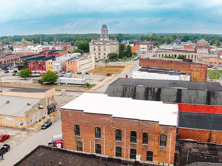 350 N Main St — Photo 54