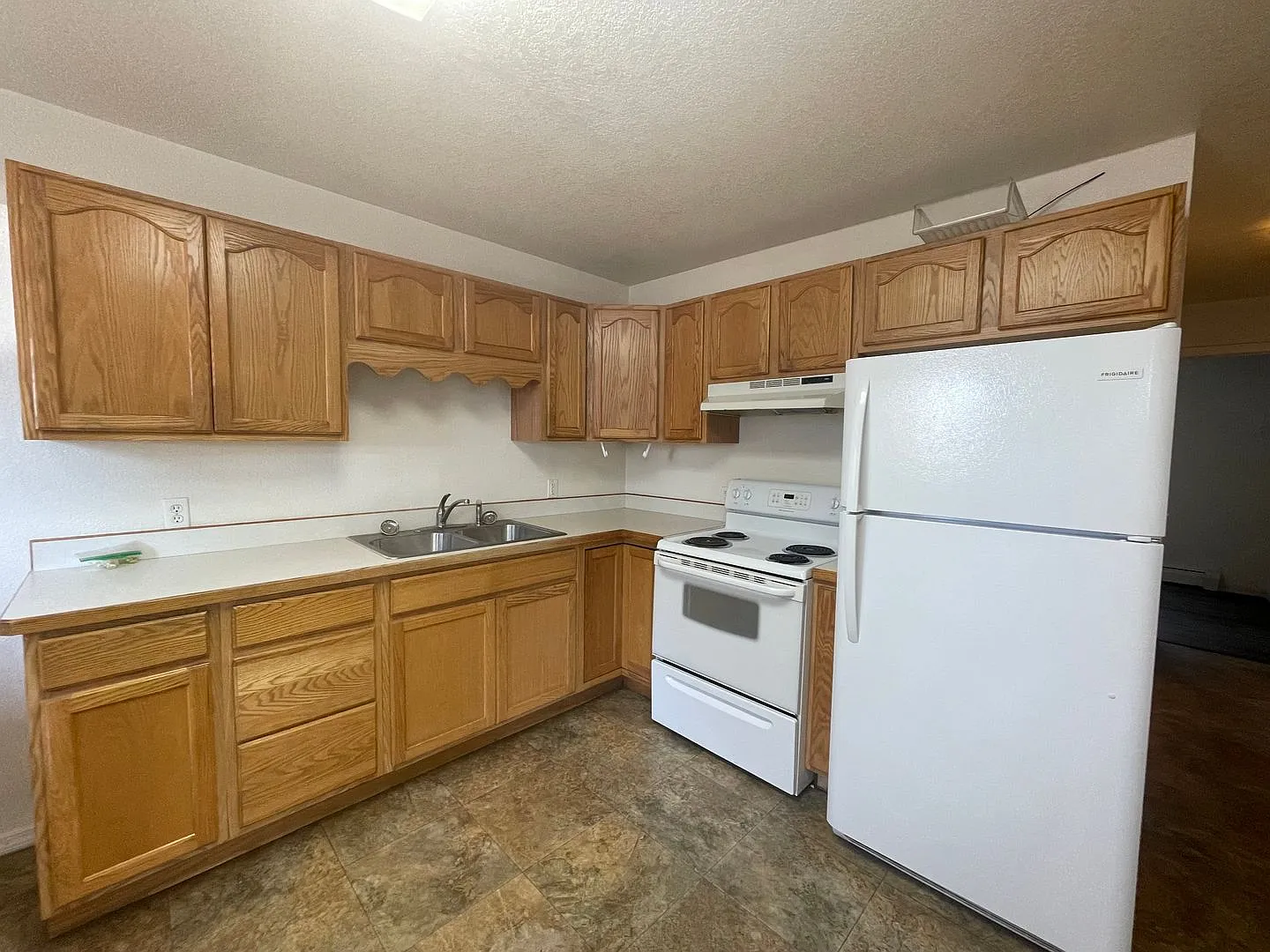 431 Judith Road (LR) — Photo 2