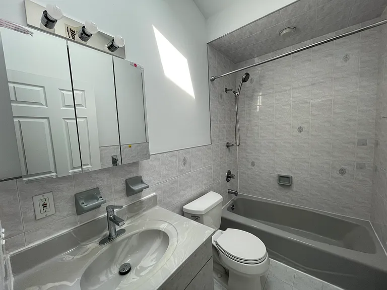 510 Roff Ave #A — Photo 5