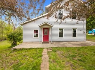 219 Water St, Jonesville, MI 49250