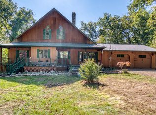 21281 Dewey Rd, Howard City, MI 49329