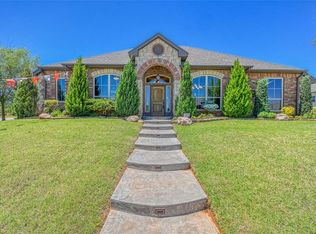 3000 Lochinver Dr, Norman, OK 73069