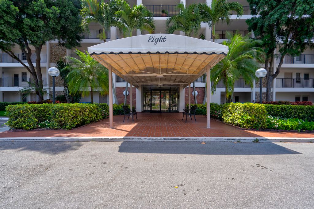 3050 N Palm Aire Drive #505, photo 8