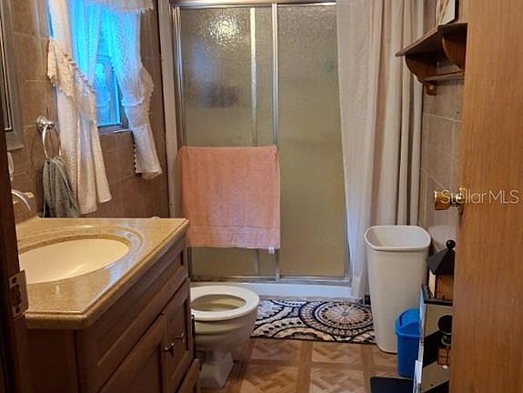 4th image of 13600 NE 166th St
