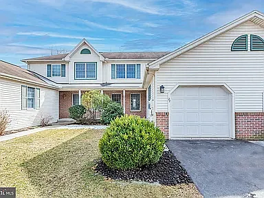 27 Lenox Ct — Photo 3
