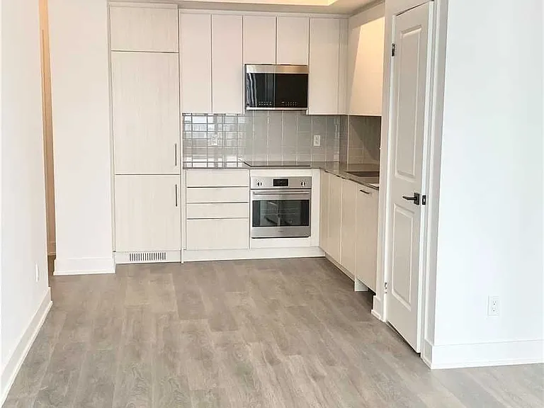 2489 Taunton Rd #1217 — Photo 5