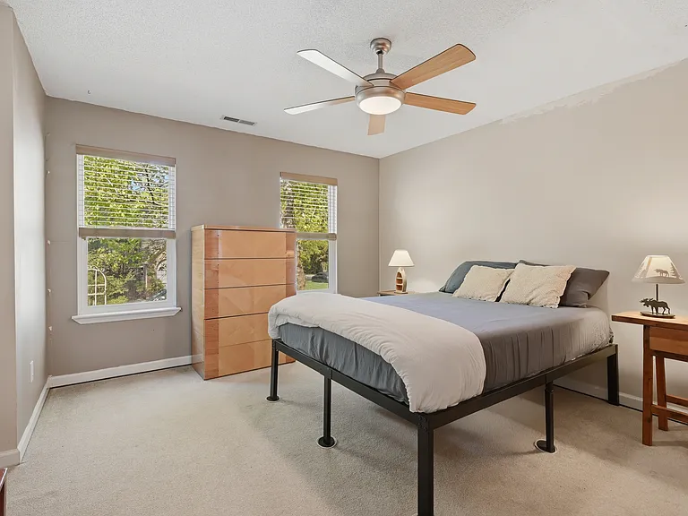 206 Covington Dr — Photo 18