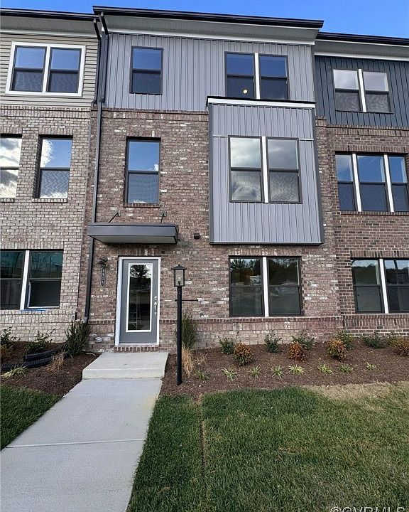 1st image of 9935 Golden Trout Lane Gln