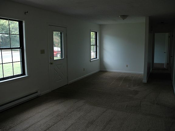 5th image of 200 Ardmore St