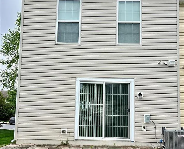 8395 Saylor Ct — Photo 13