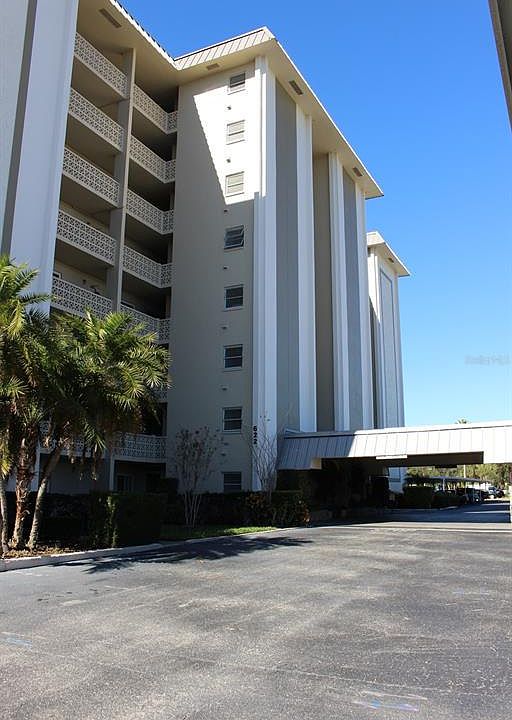 1st image of 622 Edgewater Dr Unit 224