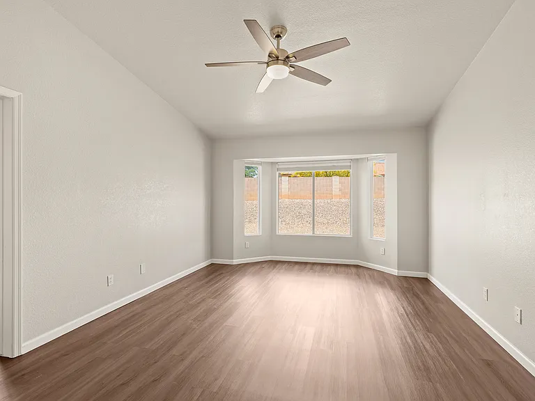 2729 Cartegena Dr — Photo 14