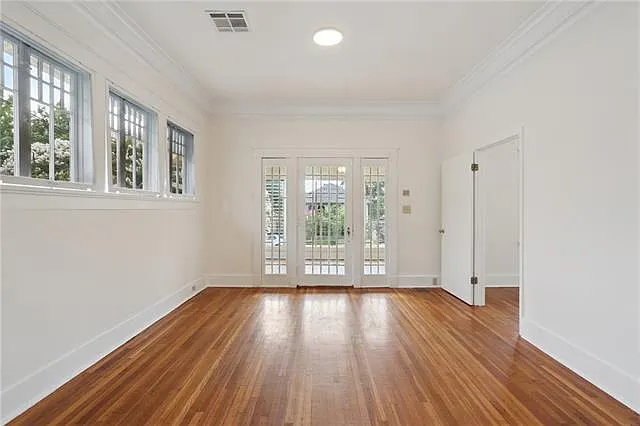 2526 Jefferson Ave — Photo 19